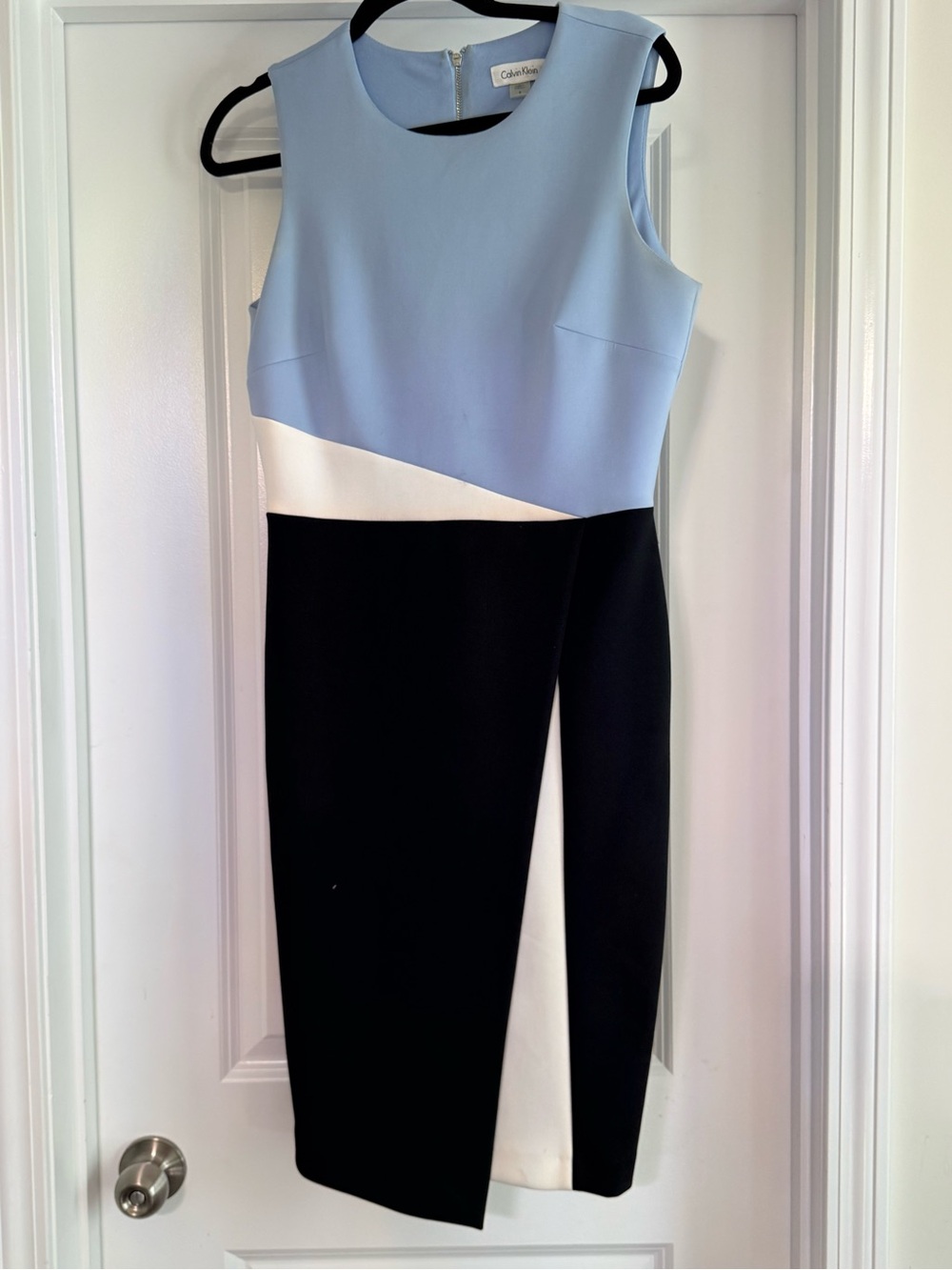 Calvin Klein Light Blue, Black & White Colorblock Sheath Dress Sz 8